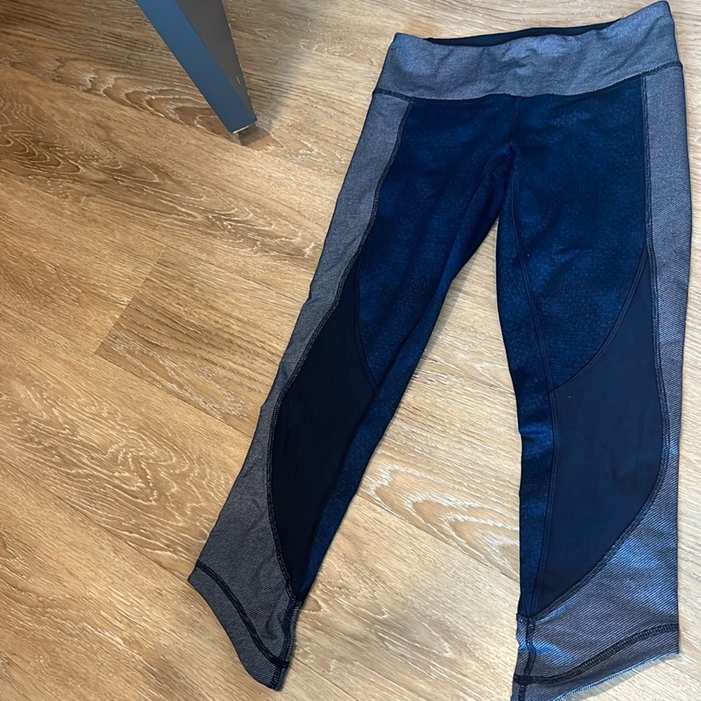 Lululemon cropped leggings
